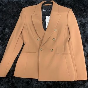 NEW WITH TAGS ZARA CAMEL BLAZER